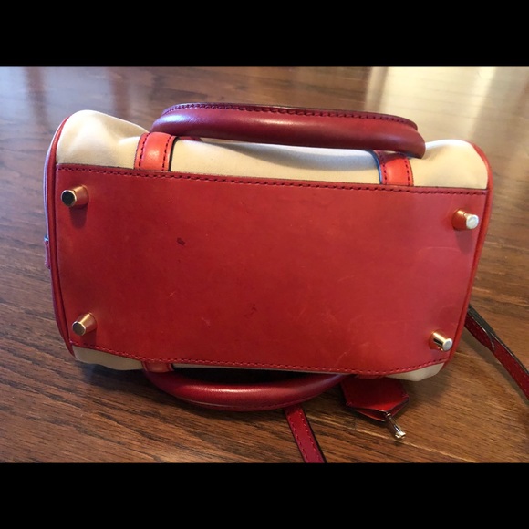 burberry bowling bag small with lock and key 🔐 - Picture 5 of 6